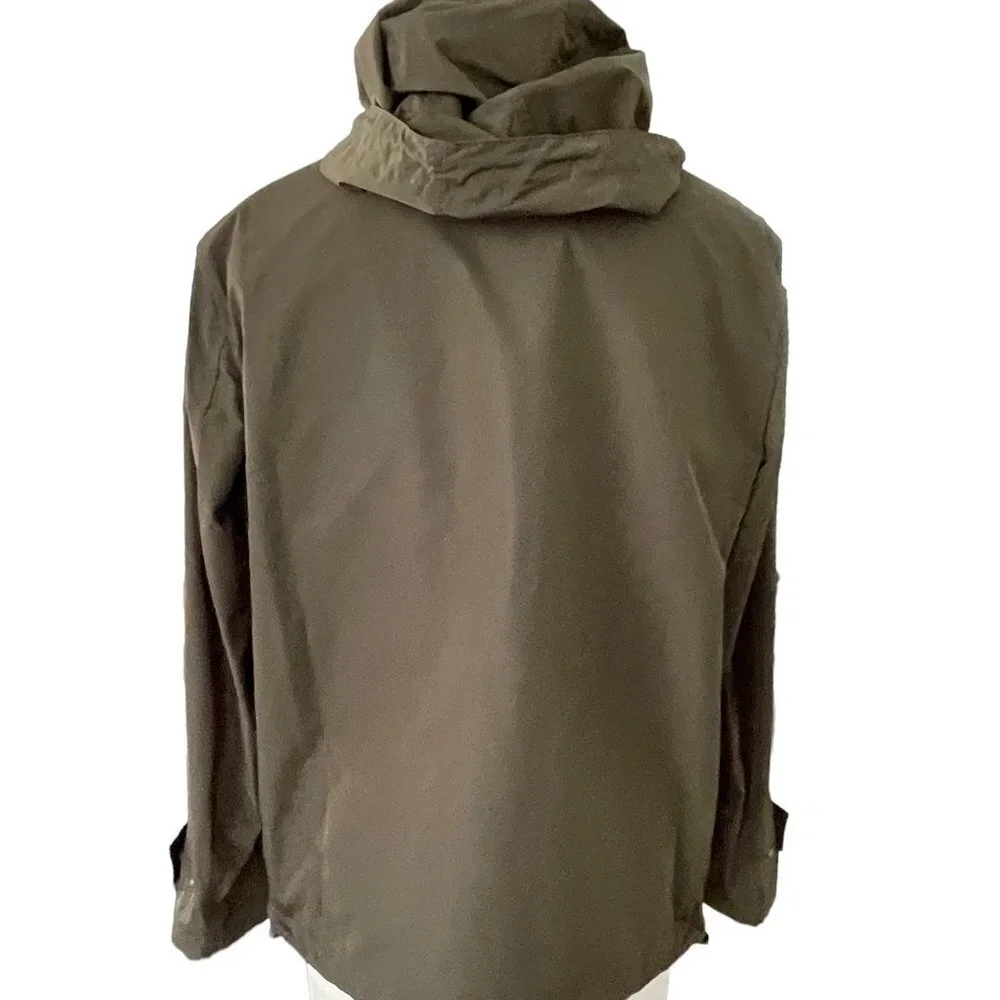 Burberry Everton Nylon Men's hooded Jacket, size 50,‎ 40 US, Oversized styling
